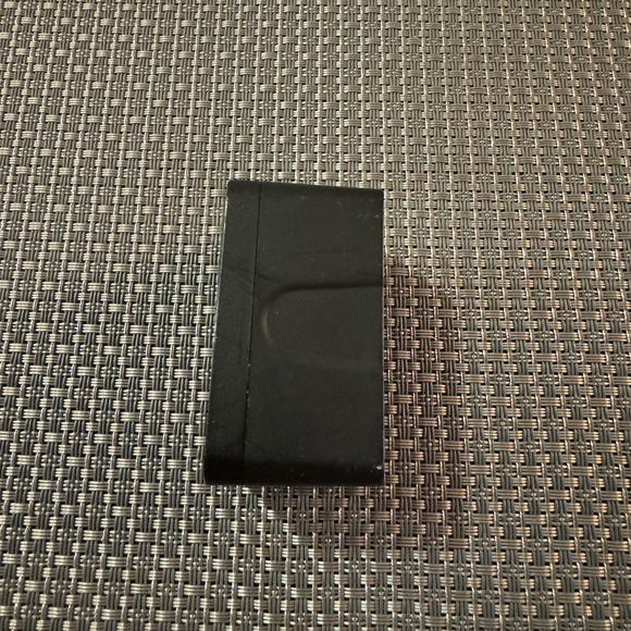 QUIKCELL 24W High-Speed, Dual Port Wall Charger - BLACK - Picture 2 of 5